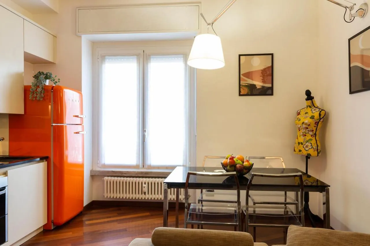 California Dreaming Apartment Milan