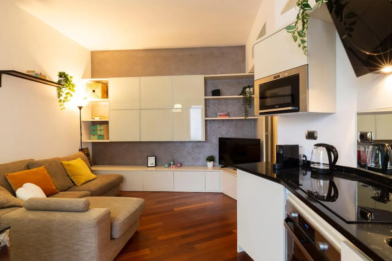 California Dreaming Apartment Milan Italy