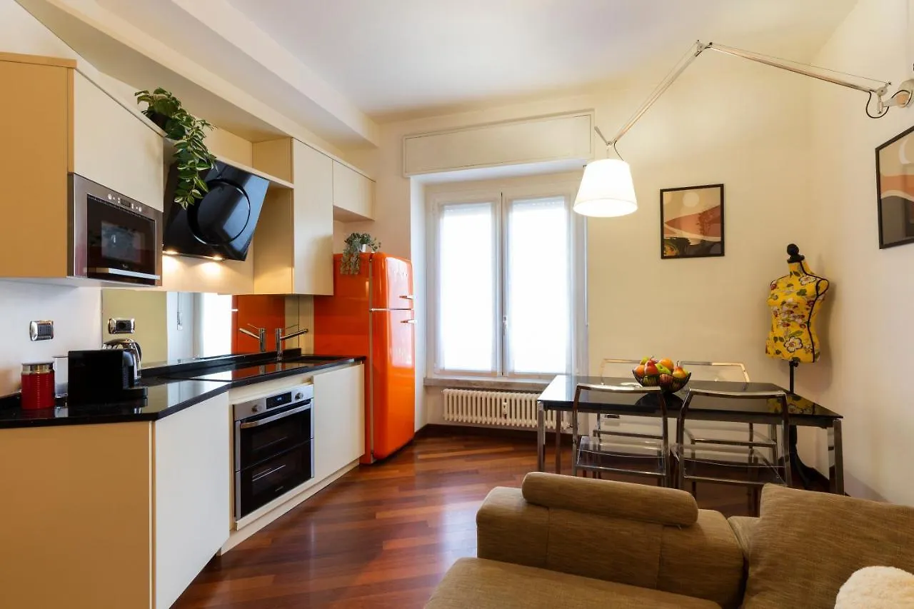 California Dreaming Apartment Milan