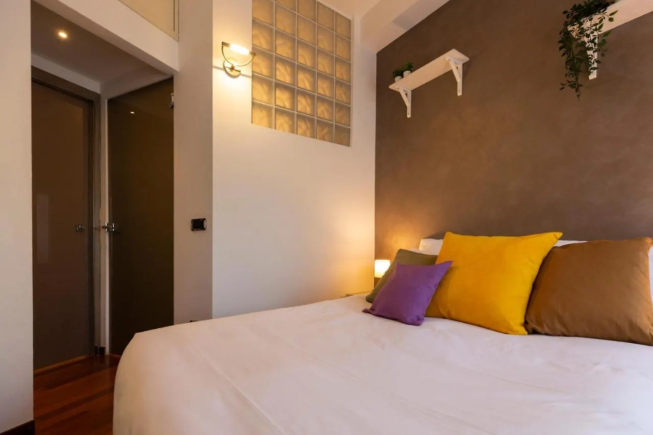 California Dreaming Apartment Milan